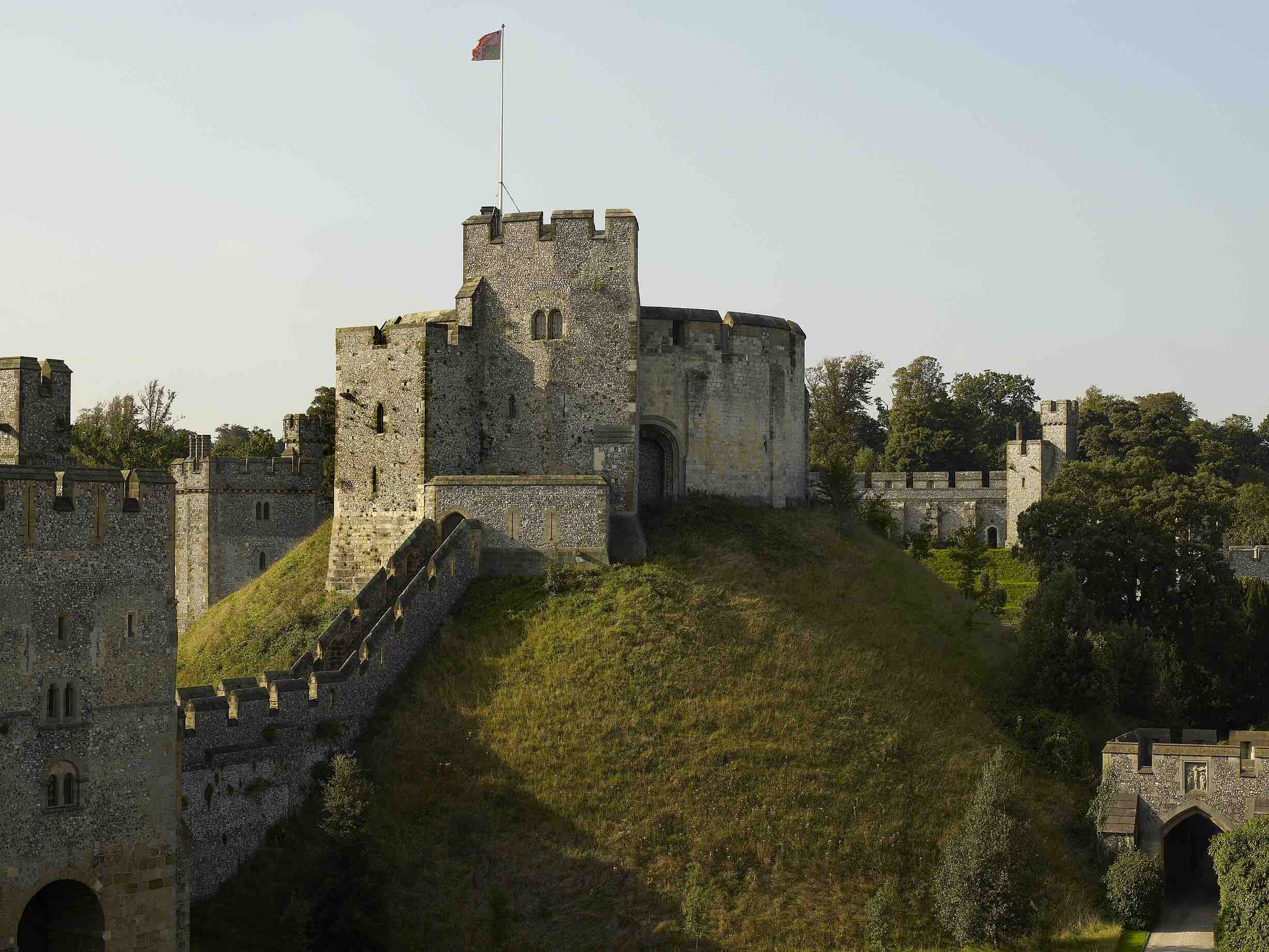 arundel-castle-Arundel_Castle,_1000_years_between_history_and_Shakespeare:_the_interview2.jpg