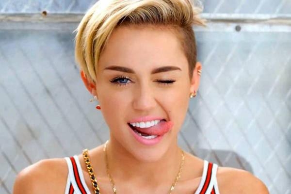 miley-cyrus-miley-cyrus1211.jpg