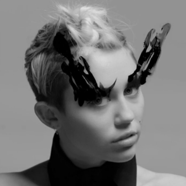 miley-cyrus-miley-cyrus2_6.jpg