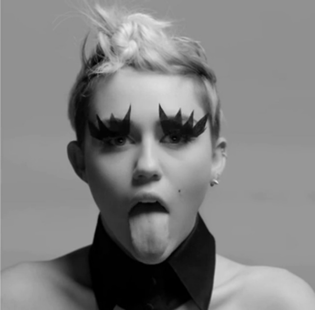 miley-cyrus-miley-cyrus2_8.jpg