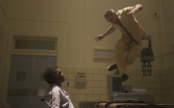 movie-glass-5732_D024_00195_R_CROPV2.JPG