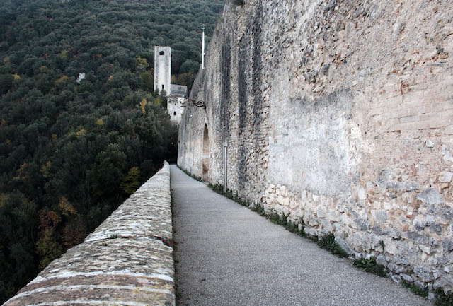 spoleto-city-of-italy-IMG_8328_ponte.jpg