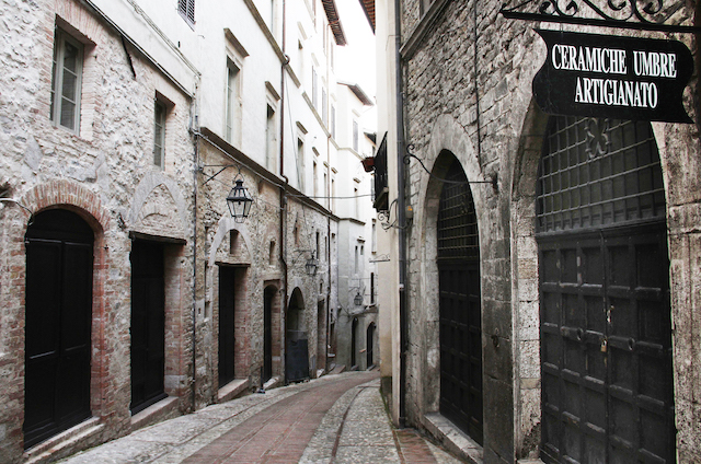 spoleto-city-of-italy-fonte_secca_.jpg