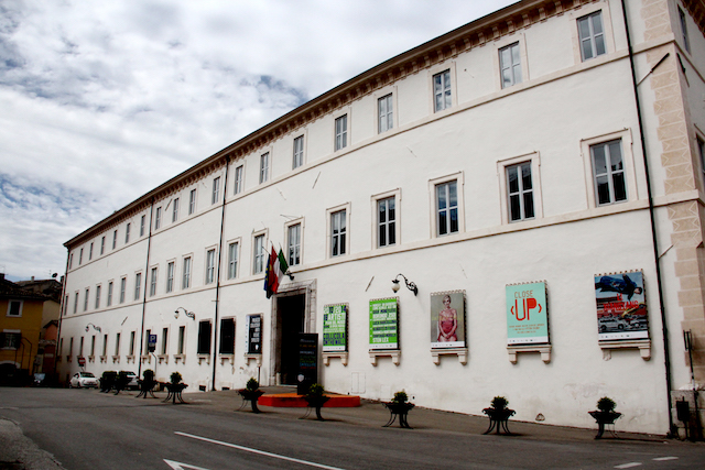 spoleto-city-of-italy-palazzo_collicola_1.jpg