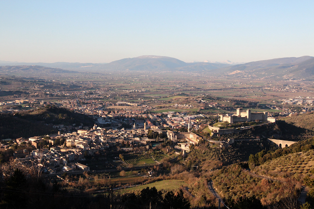 spoleto-city-of-italy-panorama.jpg