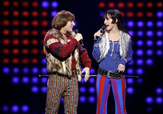 the-cher-show-Jarrod_Spector_as_Sonny_Bono_and_Micaela_Diamond_as_Babe_in_THE_CHER_SHOW_on_Broadway_-_photo_by_Joan_Marcus_-_843r.jpg