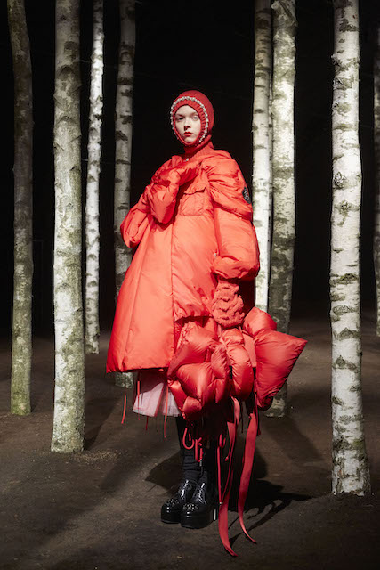 milano-fashion-week-moncler-4_MONCLER_SIMONE_ROCHA_05.jpg