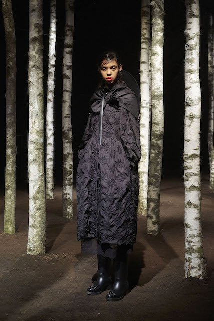 milano-fashion-week-moncler-4_MONCLER_SIMONE_ROCHA_11.jpg