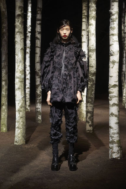 milano-fashion-week-moncler-4_MONCLER_SIMONE_ROCHA_13.jpg