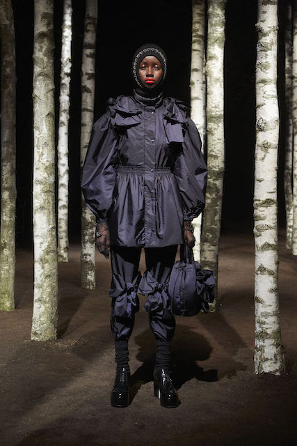 milano-fashion-week-moncler-4_MONCLER_SIMONE_ROCHA_14.jpg