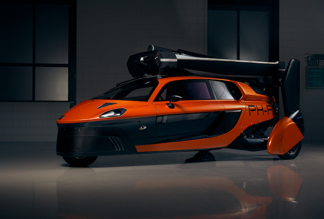 geneva-international-motorshow-2019-Flying_Car_PAL-V_Liberty_Pioneer_8.jpg