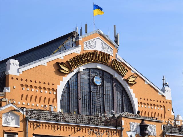 kiev-among-the-shopping-capitals-02_Bessarabsky_Rynok_Market_esterno.jpg