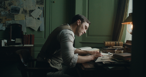 movie-tolkien-035b_reel_5_no_blanking_rec709_2.23.2.jpg