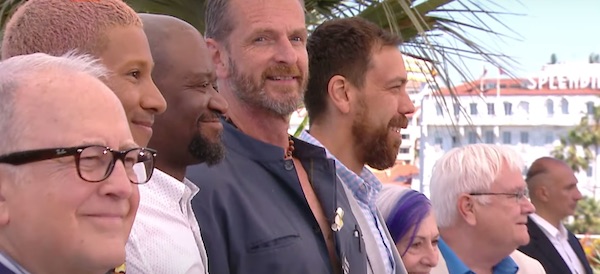 cannes-film-festival-2019-5B_-_red_carpet_cannes_20191.jpeg