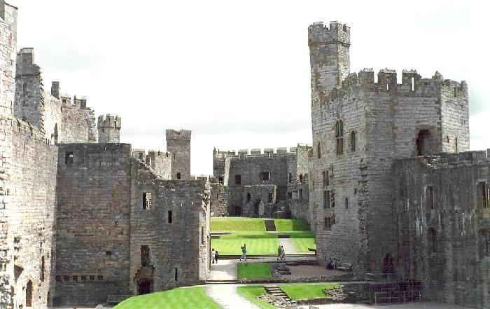 caernarfon-castle-Caernarfon_Castle_is_one_of_the_oldest_castles_in_the_world._.jpg