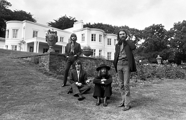 beatles-new-album-Beatles_album_e_tour_-_Immagini6.jpg