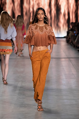 milan-fashion-week--alberta-ferretti-spring-summer-2020-collection-Milan_Fashion_Week:_Alberta_Ferretti_spring_summer_2020_collection28.jpg