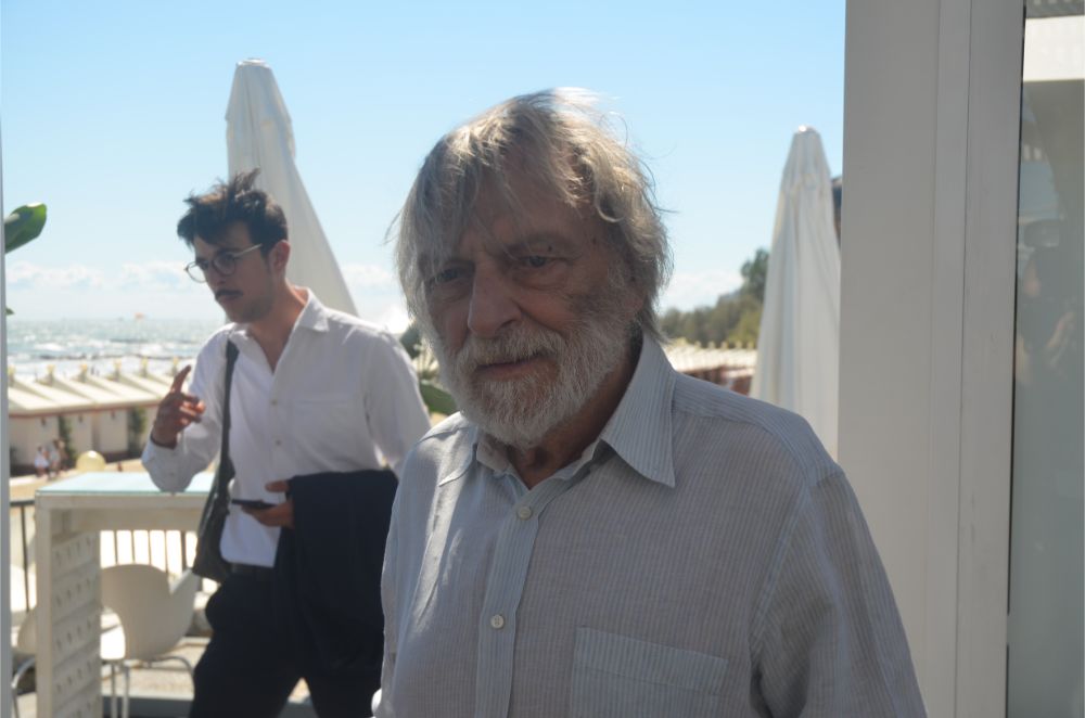 venice-film-festival-2019---movie-beyond-the-beach-–-the-hell-and-the-hope-Venice_Film_Festival_2019_-_Movie_Beyond_the_Beach_–_The_Hell_and_the_Hope15.jpg