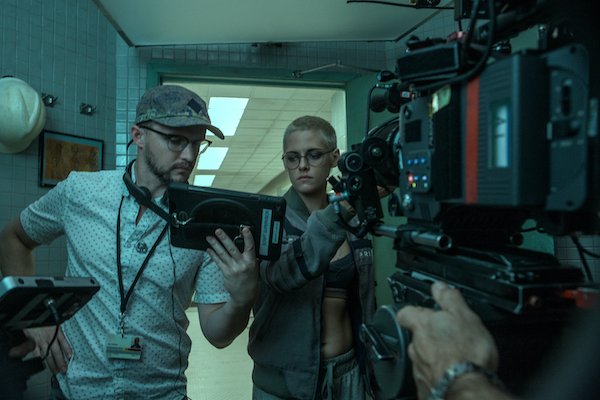 movie-underwater-underwater-DF-00105_R_CC_rgb.jpg
