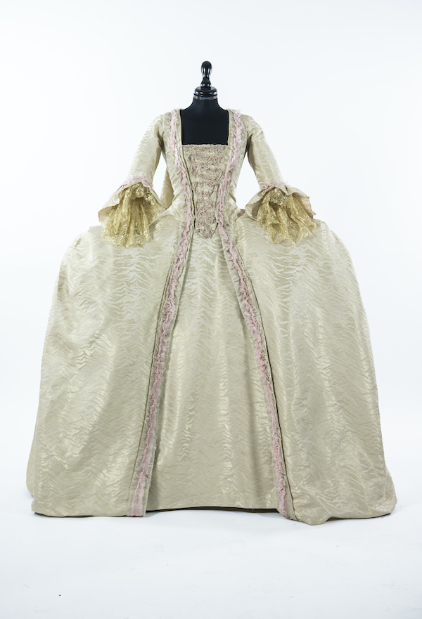 exhibition-cinemaddosso--the-costumes-of-annamode-from-cinecitta-to-hollywood-48_WHITE_26886_01_MARIE_ANTOINETTE.jpg