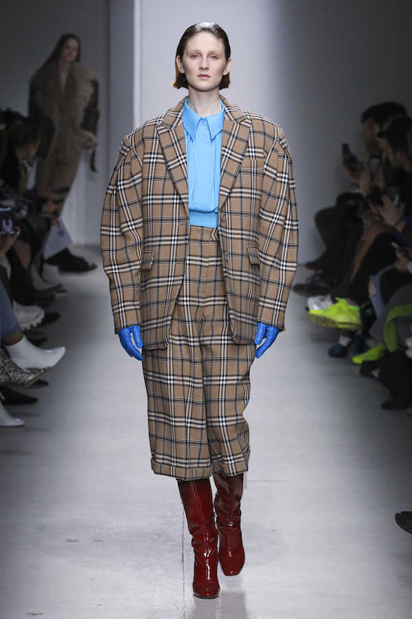 milan-fashion-week--annakiki-autumn-winter-2021-collection-Milan_Fashion_Week:_Annakiki_autumn_winter_2021_collection49.jpg