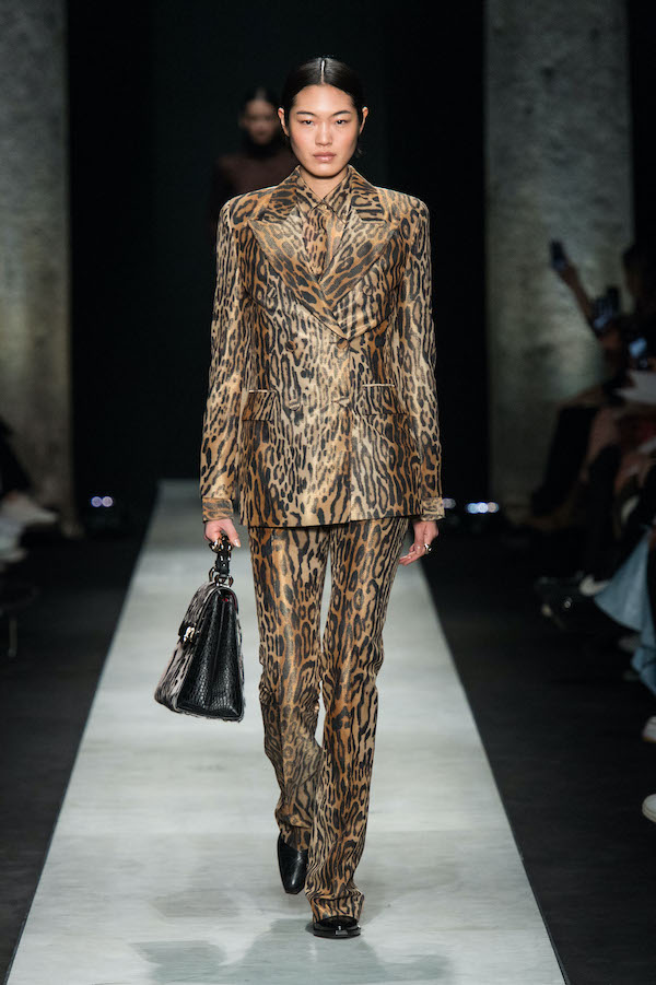 milan-fashion-week--ermano-scervino-autumn-winter-2021-collection-Milan_Fashion_Week:_Ermano_Scervino_autumn_winter_2021_collection25.JPG