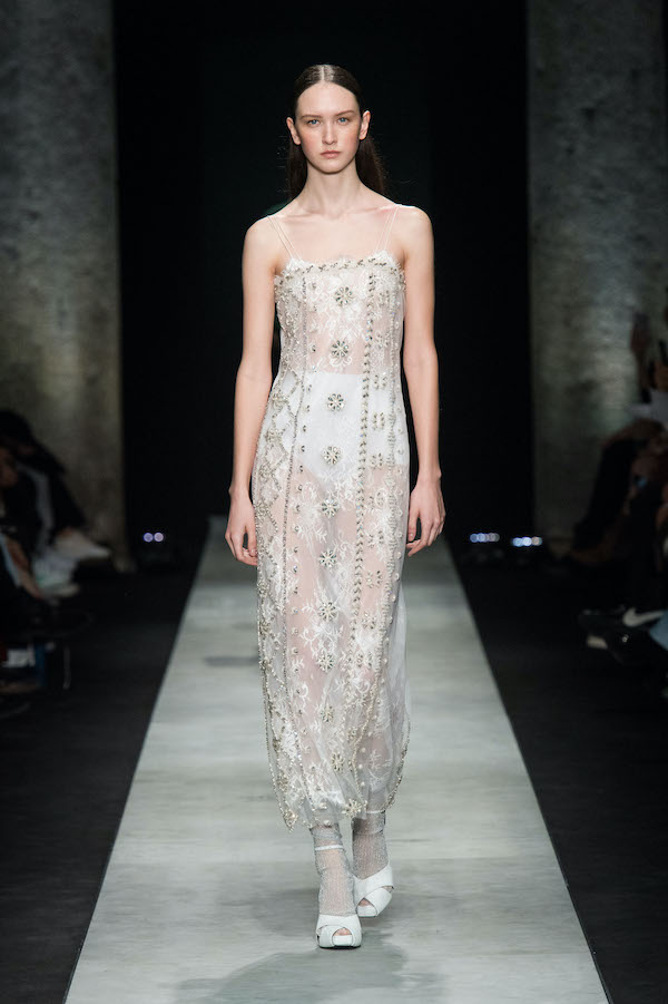 milan-fashion-week--ermano-scervino-autumn-winter-2021-collection-Milan_Fashion_Week:_Ermano_Scervino_autumn_winter_2021_collection26.JPG