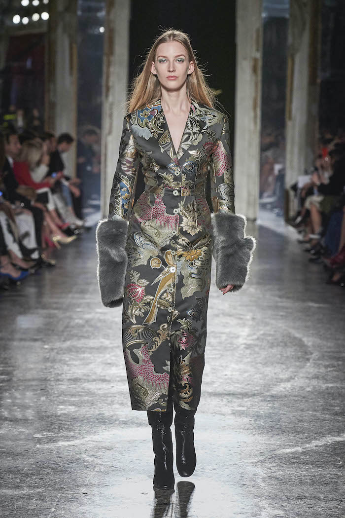 milan-fashion-week--genny-autumn-winter-2021-collection-Milan_Fashion_Week:_Genny_autumn_winter_2021_collection34.jpg