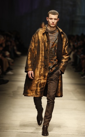 milan-fashion-week--missoni-autumn-winter-2021-collection-_Missoni_autumn_winter_2021_collection35.jpeg