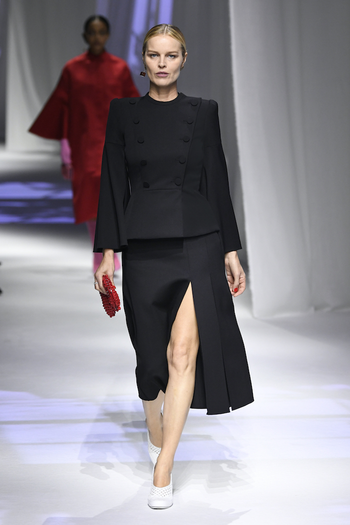 milan-fashion-week--fendi-spring-summer-2021-collection-Milan_Fashion_Week:_Fendi_spring_summer_2021_collection35.JPG