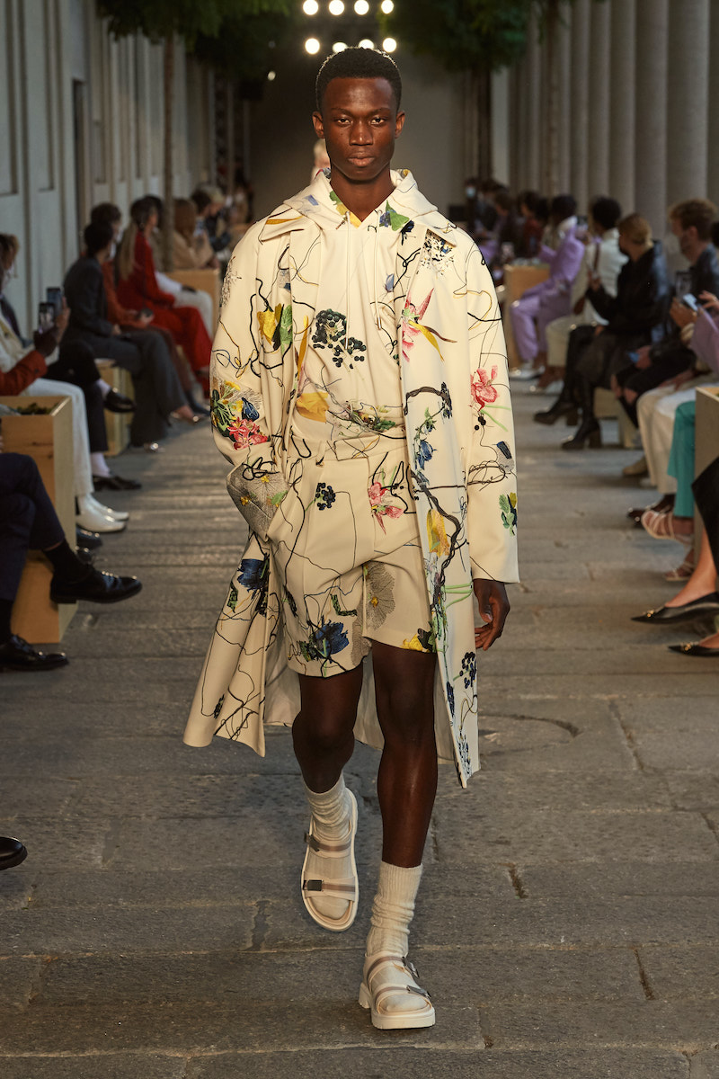 milan-fashion-week--hugo-boss-spring-summer-2021-collection-HBME_110_S21SR_FS_Milan_01_Runway_25_Key_sRGB.jpg