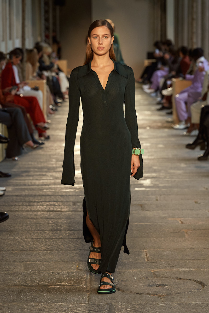 milan-fashion-week--hugo-boss-spring-summer-2021-collection-HBME_110_S21SR_FS_Milan_01_Runway_30_Key_sRGB.jpg