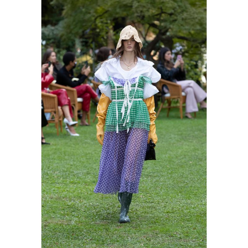 milan-fashion-week--philosophy-di-lorenzo-serafini-spring-summer-2021-collection-Milan_Fashion_Week_Philosophy_di_Lorenzo_Serafini_spring_summer_2021_collection_(25).jpg