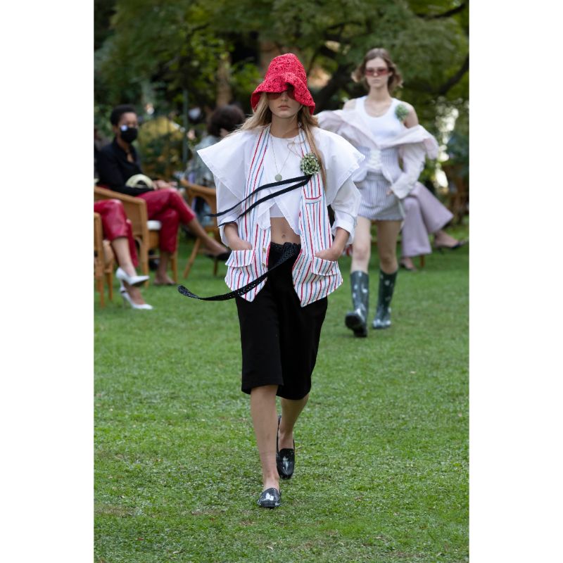 milan-fashion-week--philosophy-di-lorenzo-serafini-spring-summer-2021-collection-Milan_Fashion_Week_Philosophy_di_Lorenzo_Serafini_spring_summer_2021_collection_(28).jpg