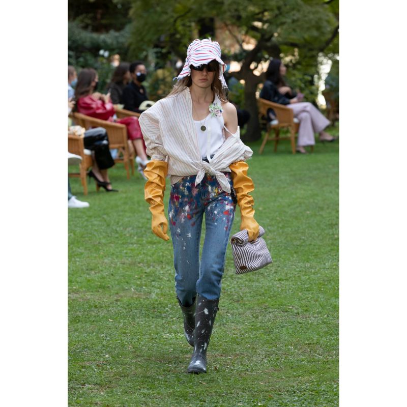 milan-fashion-week--philosophy-di-lorenzo-serafini-spring-summer-2021-collection-Milan_Fashion_Week_Philosophy_di_Lorenzo_Serafini_spring_summer_2021_collection_(43).jpg