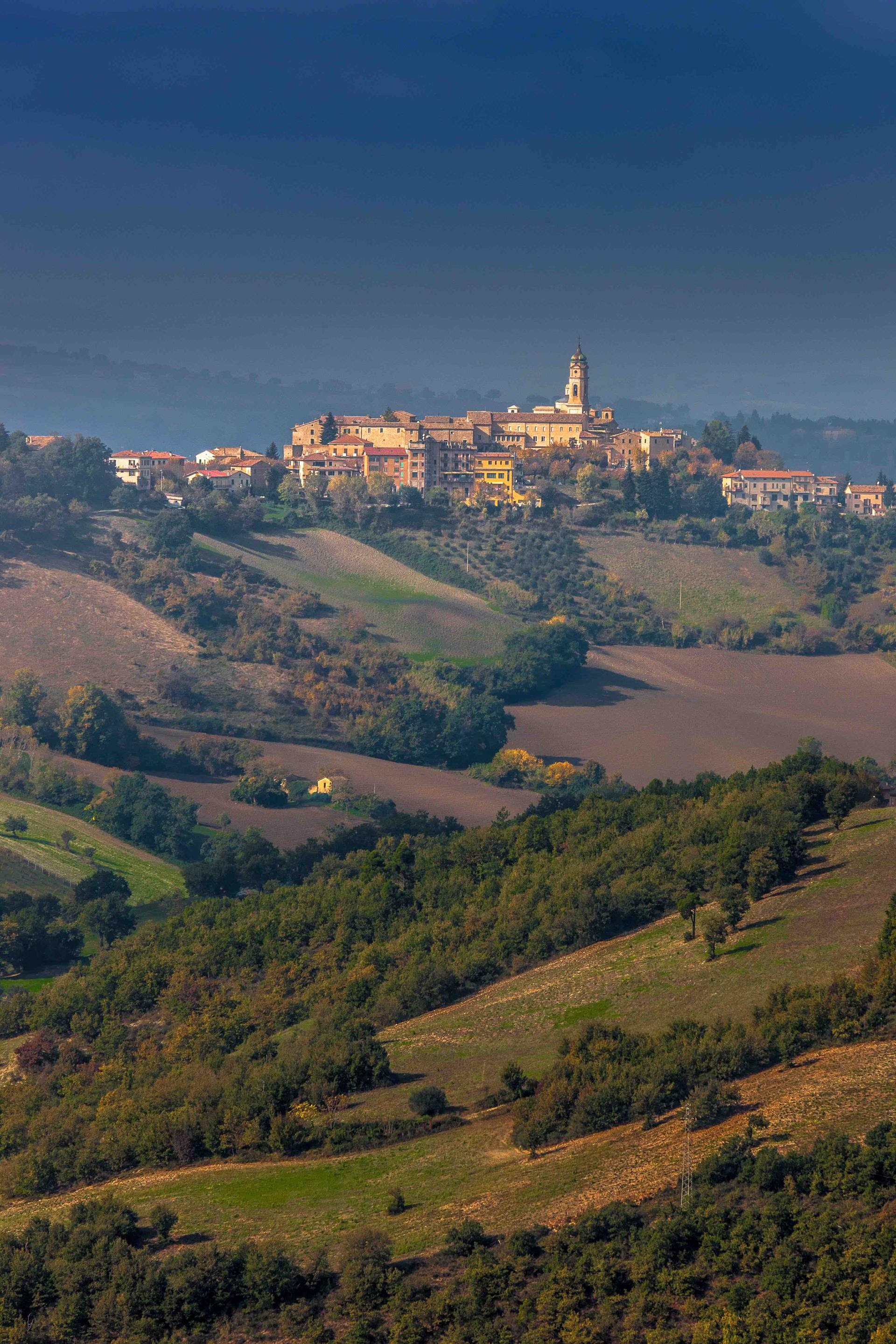 region-of-marche---italy-Region_of_Marche_-_Italy_(3).jpg