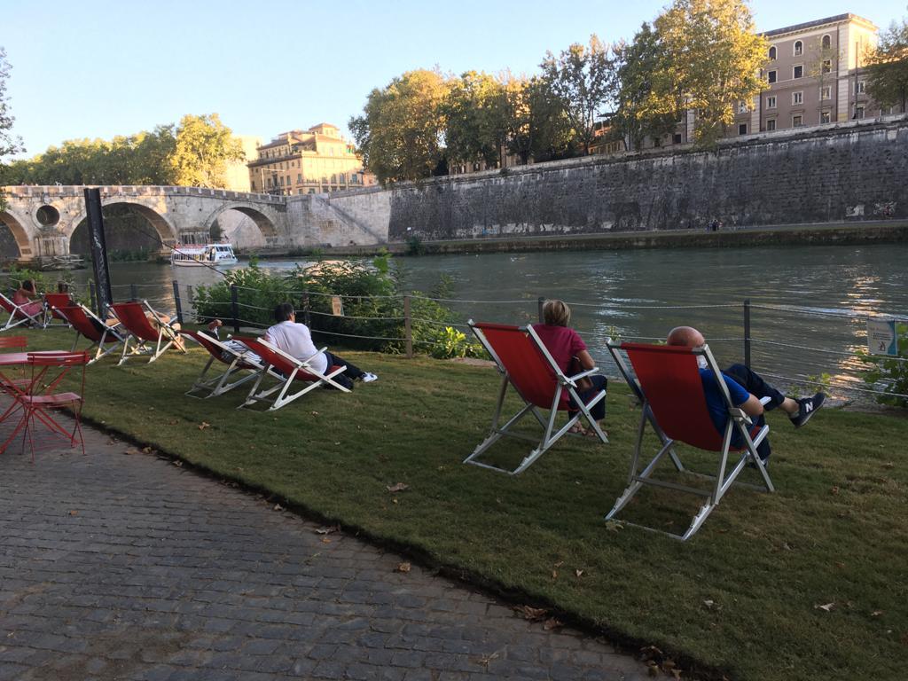 rome---piazza-tevere---images-Rome_-_'Piazza_Tevere'_-_images_(5).jpeg