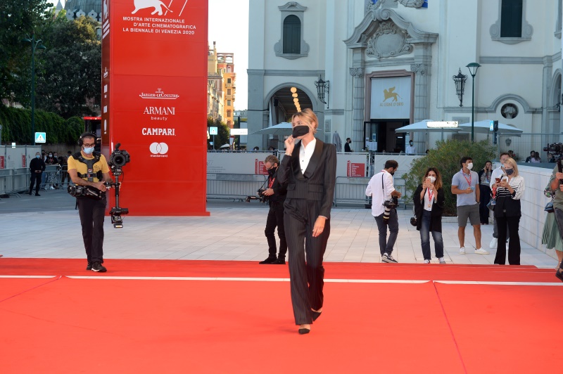 venice-film-festival-2020---images-festival-del-cinema-di-venezia-2020---immagini-58172-Red_Carpet_-_VENEZIA_77_-_Anna_Foglietta__Credits_La_Biennale_di_Venezia_-_Foto_ASAC___2_.jpeg