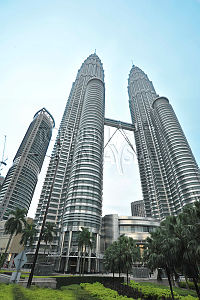 malaysia--images-KLCC_3.t578c2e9d.m300.w.4sTBMWaterM21.jpg.xel7PGK0w.jpg