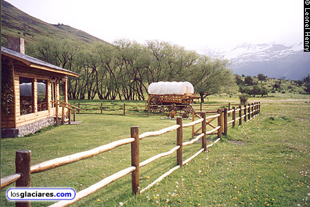 los-glaciares-national-park---santa-cruz-province---argentina---images-Los_Glaciares_National_Park_-_Santa_Cruz_Province_-_Argentina_-_images_(2).jpg