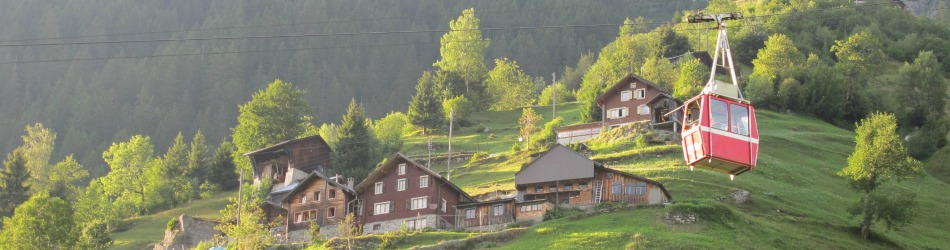 the-maderanertal---alpine-valley--in-switzerland-The_Maderanertal_is_an_Alpine_valley_of_the_canton_of_Uri_in_Central_Switzerland._I_(10).jpg