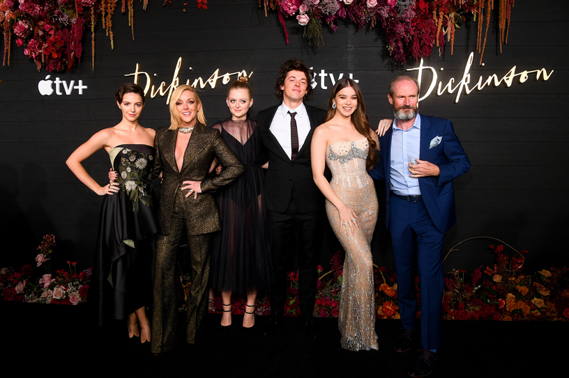 tv-series-dickinson-season-3-Apple-celebrates-Dickinson-coming-to-apple-tv-plus-november-first-10172019_big.jpg.large.jpg
