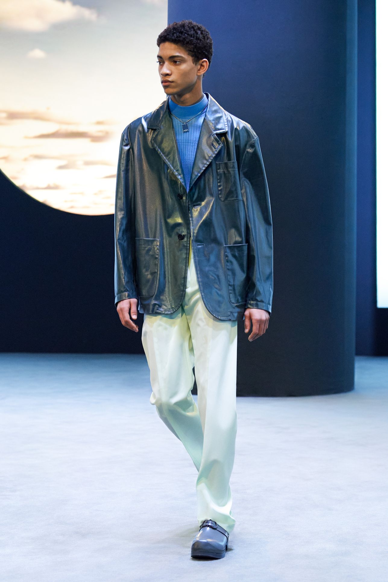 milan-fashion-week--salvatore-ferrgamo-autumn-winter-2022-collection-milan-fashion-week--salvatore-ferrgamo-autumn-winter-2022-collection_(55).jpg