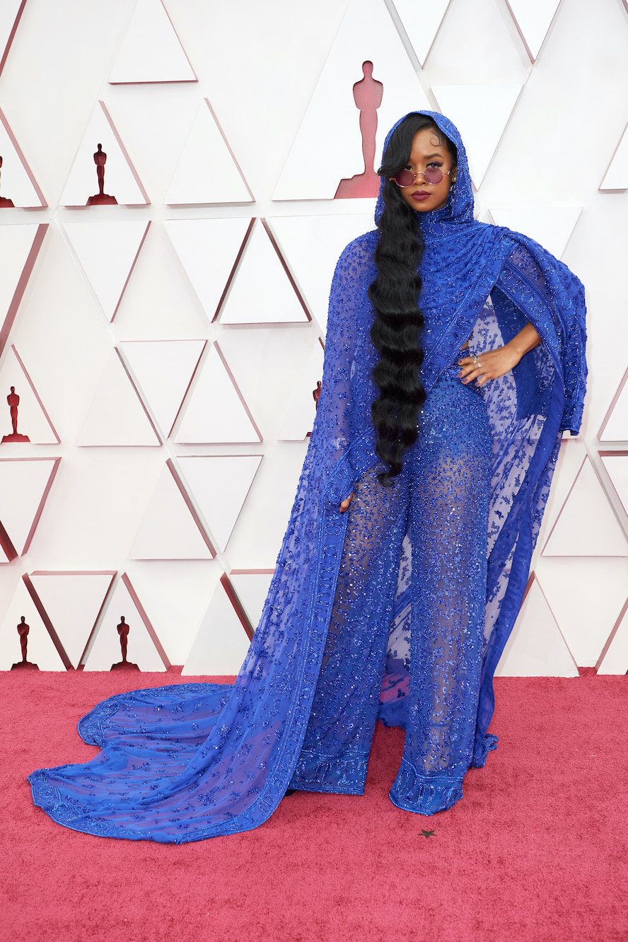 oscars-2021---academy-awards---red-carpet---images-93_AR_0468.jpeg