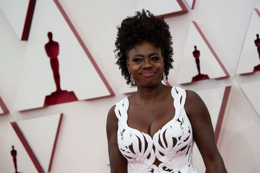 oscars-2021---academy-awards---red-carpet---images-93_AR_0571.jpeg