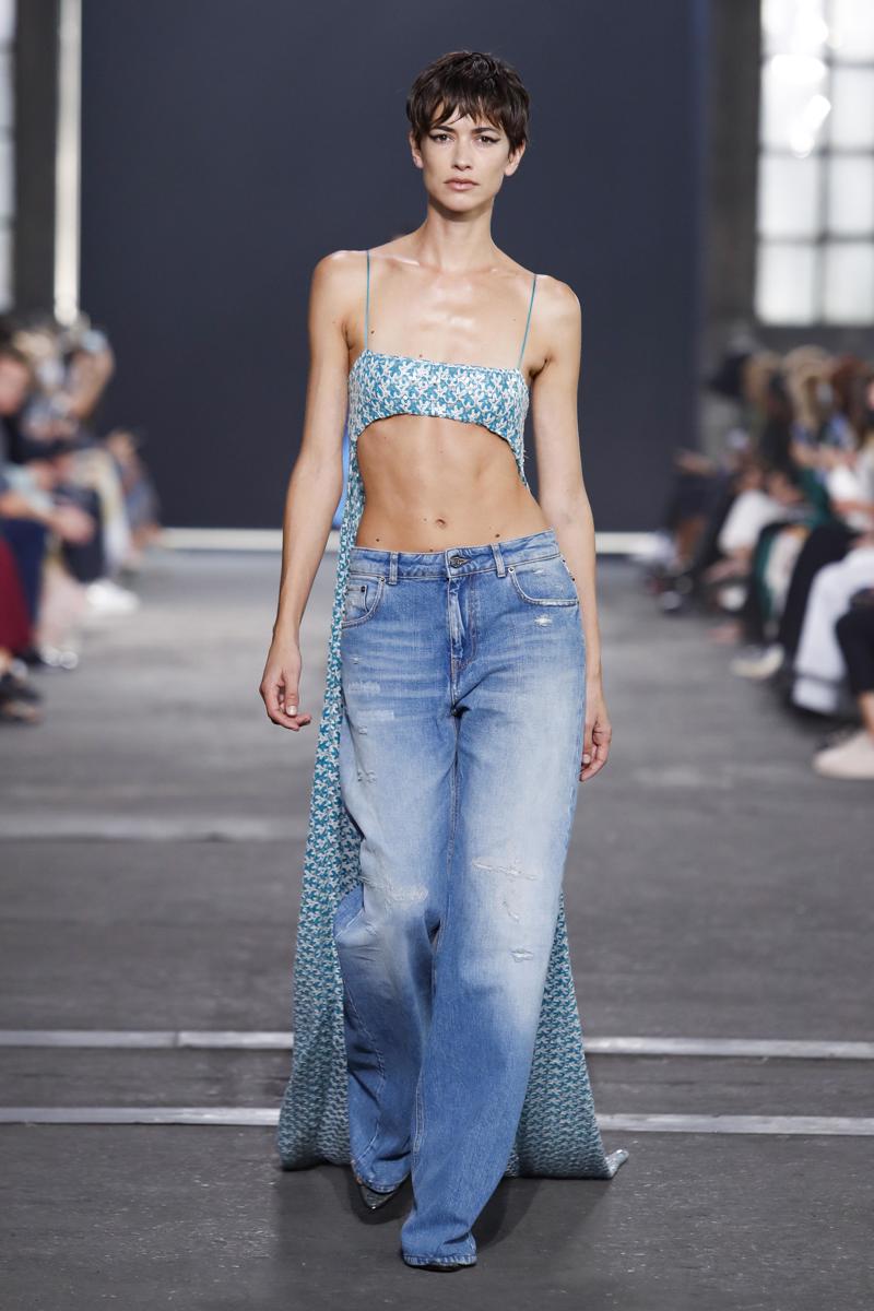 milan-fashion-week--missoni-spring-summer-2022-collection-milan-fashion-week--missoni-spring-summer-2022-collection_(10).jpg