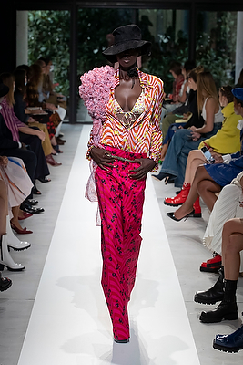 milan-fashion-week--philosophy-di-lorenzo-serafini-spring-summer-2022-collection-milan-fashion-week--philosophy-di-lorenzo-serafini-spring-summer-2022-collection_(3).jpg