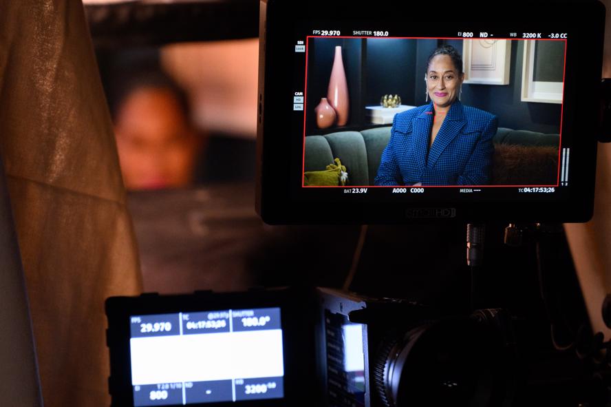 academy-awards--oscars-2022---images-Tracee_Ellis_Ross_co-hosts_the_announcement_of_nominees_for_the_94th_Annual_Academy_Awards.jpg