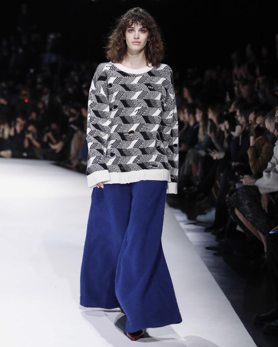milan-fashion-week--missoni-fall-winter-2023-collection-milan-fashion-week--missoni-fall-winter-2023-collection_(13).jpg