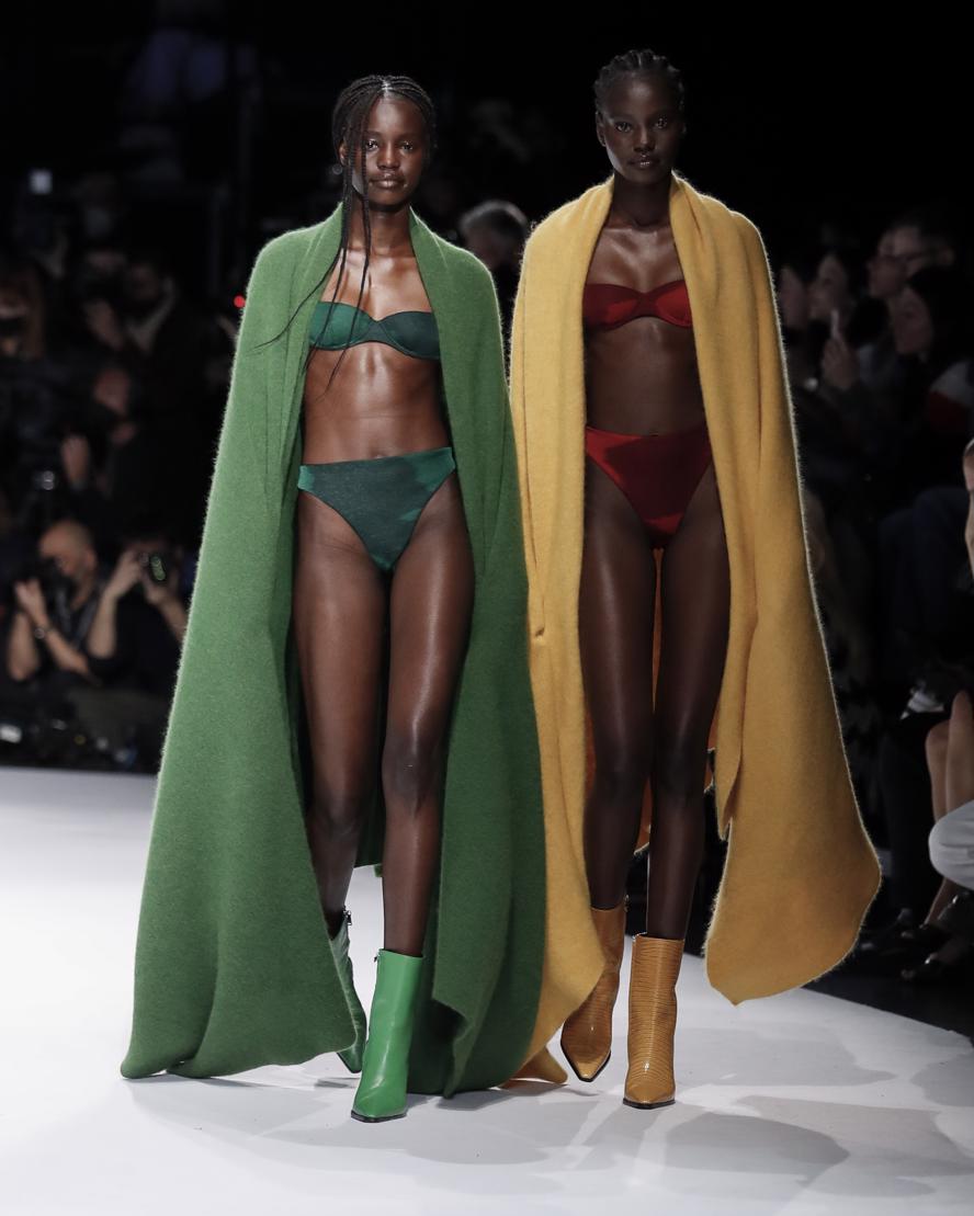 milan-fashion-week--missoni-fall-winter-2023-collection-milan-fashion-week--missoni-fall-winter-2023-collection_(18).jpg